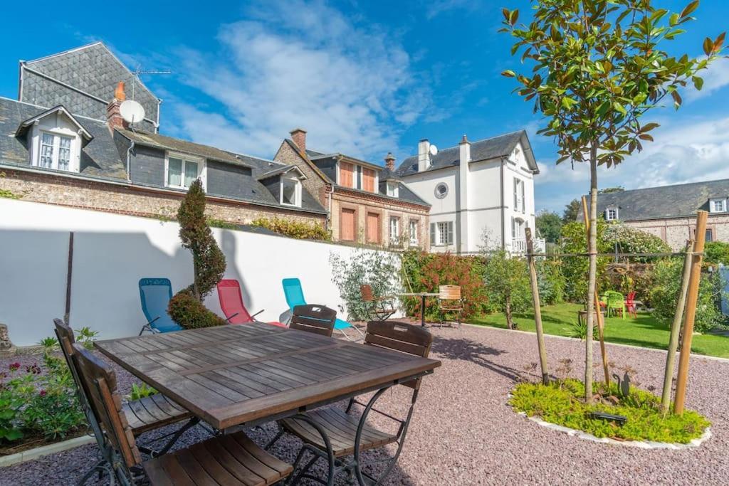 Gite Le Doris Avec Place De Stationnement Privee Incluse Etretat Bagian luar foto