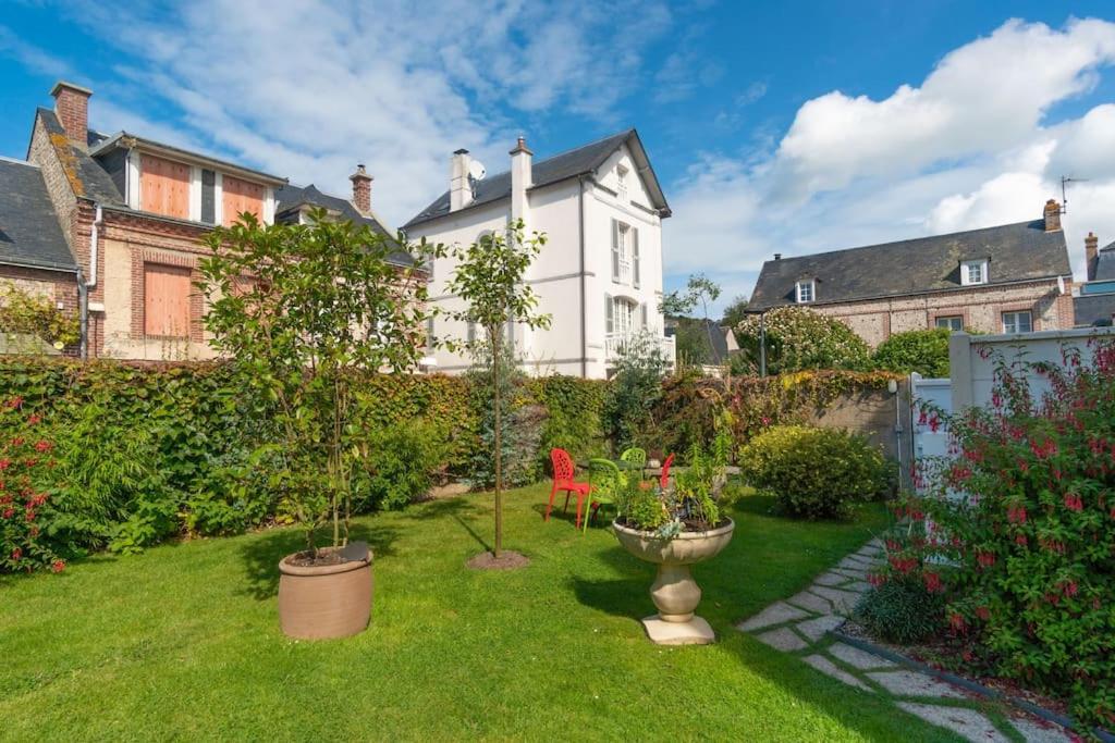 Gite Le Doris Avec Place De Stationnement Privee Incluse Etretat Bagian luar foto